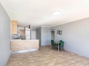 2 Bedroom Apartment in Florida Hills