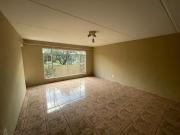 2 Bedroom Apartment in Florida Lake