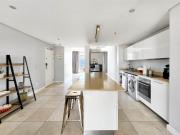 2 Bedroom Apartment in Foreshore