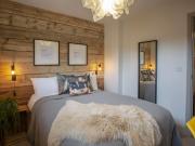 2 bedroom apartment in gated, secure Mews