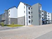 2 Bedroom Apartment in Glen Marais