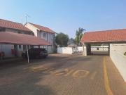 2 Bedroom Apartment in Glen Marais