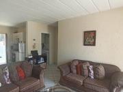 2 Bedroom Apartment in Glen Marais