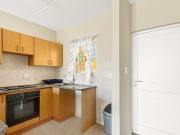 2 Bedroom Apartment in Gordons Bay Central