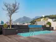 2 Bedroom Apartment in Green Point