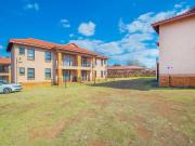2 Bedroom Apartment in Grobler Park