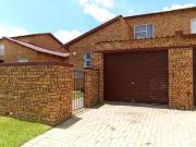 2 Bedroom Apartment in Honeypark 2 Bedroom Apartment in Honeypark