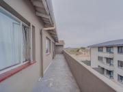 2 Bedroom Apartment in Kensington