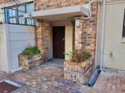 2 Bedroom Flat in Lakeside