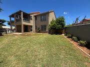 2 Bedroom Apartment in Leeuwenhof Estate