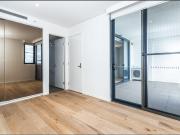 2 BEDROOM APARTMENT IN MASCOT FOR LEASE