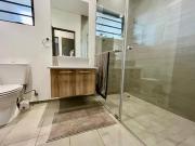 2 Bedroom Apartment in Menlo Park