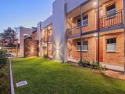 2 Bedroom Apartment in Menlo Park