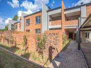 2 Bedroom Apartment in Menlo Park