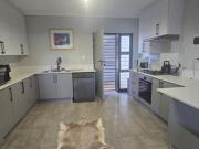 2 Bedroom Apartment in Menlo Park