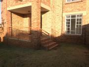 2 Bedroom Apartment in Mooikloof Ridge
