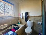 2 Bedroom Apartment in Mooikloof Ridge