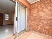 2 Bedroom Apartment in Mooikloof Ridge