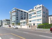 2 Bedroom Apartment in Mouille Point