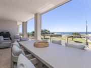 2 Bedroom Apartment in Mouille Point