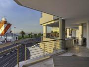 2 Bedroom Apartment in Mouille Point