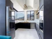 2 Bedroom Apartment in Mowbray