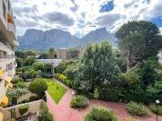 2 Bedroom Apartment in Newlands