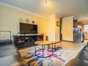 2 Bedroom Apartment in Nimrod Park
