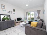 2 Bedroom Apartment in Nuutgevonden