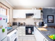 2 Bedroom Apartment in Parklands