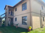 2 Bedroom Apartment in Parkrand