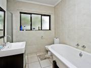 2 Bedroom Apartment in Paulshof