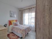 2 Bedroom Apartment in Pomona AH