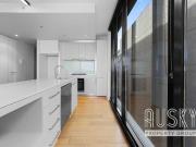 2 Bedroom Apartment in Prime St Kilda Road Location