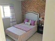 2 Bedroom Apartment in Raceway