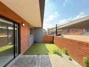 2 Bedroom Apartment in Rembrandt Park