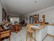 2 Bedroom Apartment in Roodekrans