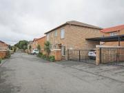 2 Bedroom Apartment in Roodepoort Central