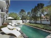 2 Bedroom Apartment in Rosebank
