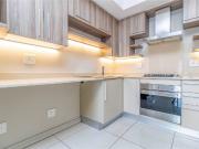 2 Bedroom Apartment in Rosebank