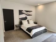 2 Bedroom Apartment in Saxonwold