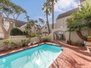 2 Bedroom Apartment in Sea Point