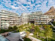 2 Bedroom Apartment in Sea Point