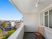 2 Bedroom Apartment in Sea Point
