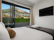 2 Bedroom Apartment in Sea Point