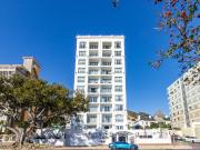 2 Bedroom Apartment in Sea Point