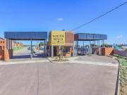 2 Bedroom Apartment in Regents Park Estate