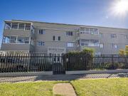 2 Bedroom Apartment in Summerstrand