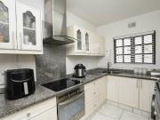 2 Bedroom Apartment in Umhlanga Rocks