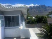 2 Bedroom Apartment in Vredehoek